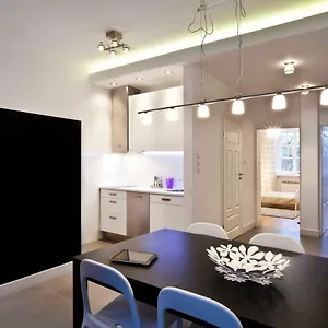  Apartment Piwnaeu